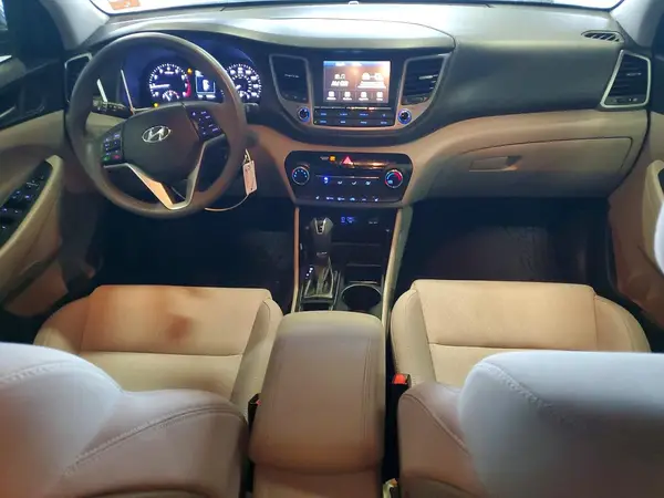 KM8J33A48JU691377 2018 HYUNDAI TUCSON - Image 8