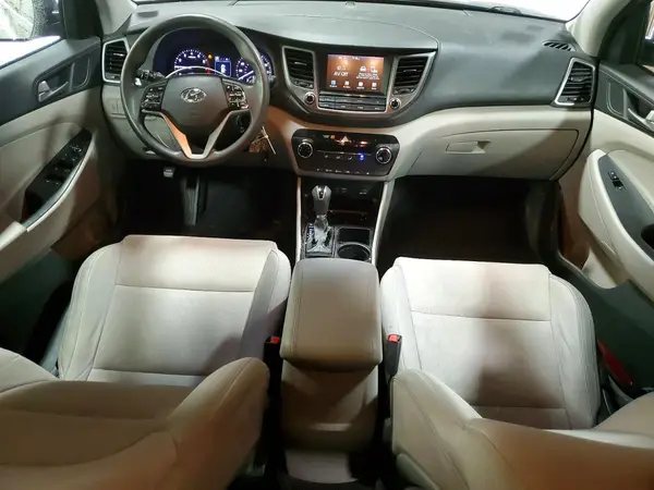 KM8J33A48JU692741 2018 HYUNDAI TUCSON - Image 8