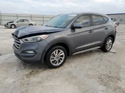 KM8J33A48JU693890 2018 HYUNDAI TUCSON