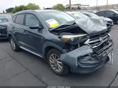 KM8J33A48JU696711 2018 HYUNDAI TUCSON