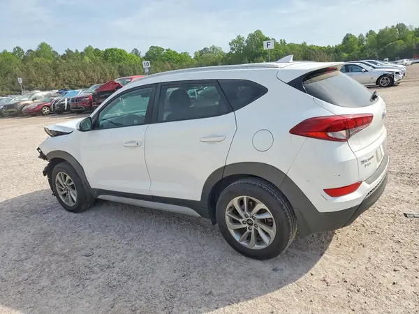 KM8J33A48JU706024 2018 HYUNDAI TUCSON - Image 2