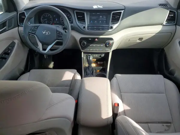 KM8J33A48JU706024 2018 HYUNDAI TUCSON - Image 8