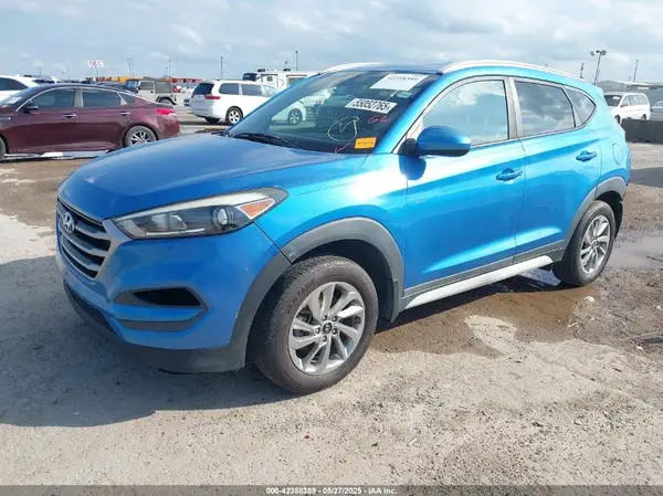 KM8J33A48JU707867 2018 HYUNDAI TUCSON - Image 2