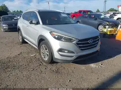 KM8J33A48JU710879 2018 HYUNDAI TUCSON