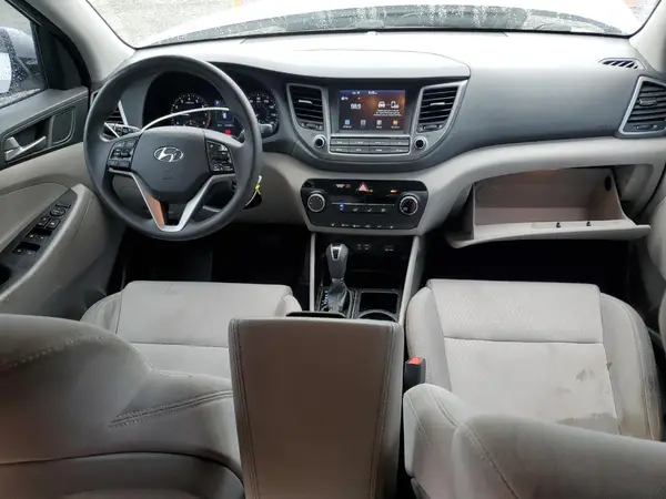 KM8J33A48JU716195 2018 HYUNDAI TUCSON - Image 8