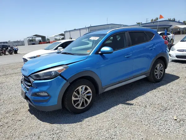 KM8J33A48JU723700 2018 HYUNDAI TUCSON - Image 1