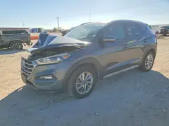KM8J33A48JU749620 2018 HYUNDAI TUCSON
