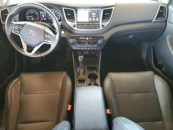 KM8J33A48JU772136 2018 HYUNDAI TUCSON - Image 8