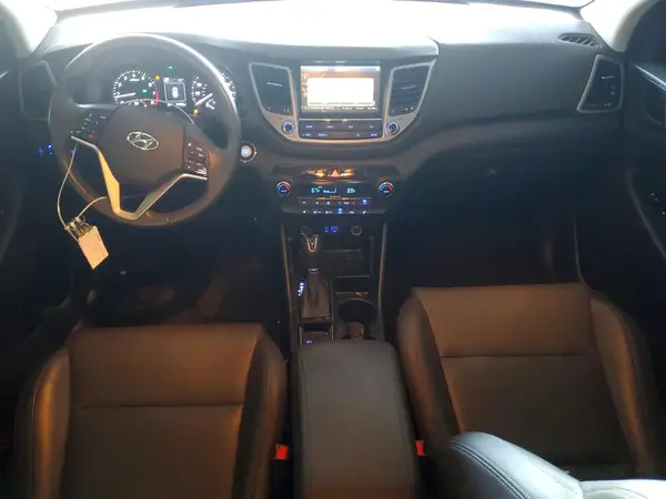KM8J33A48JU772766 2018 HYUNDAI TUCSON - Image 8