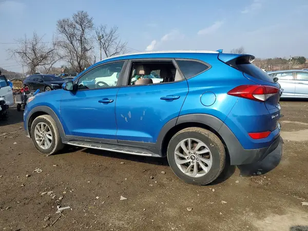 KM8J33A48JU775411 2018 HYUNDAI TUCSON - Image 2