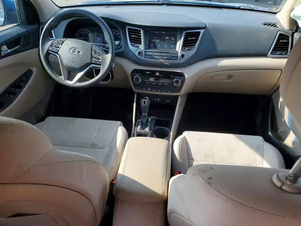 KM8J33A48JU775411 2018 HYUNDAI TUCSON - Image 8