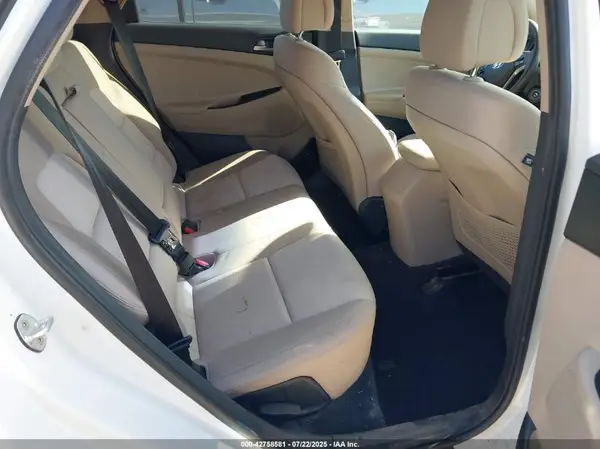KM8J33A48JU783377 2018 HYUNDAI TUCSON - Image 8