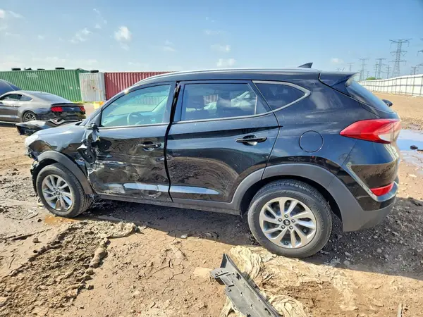 KM8J33A48JU793939 2018 HYUNDAI TUCSON - Image 2