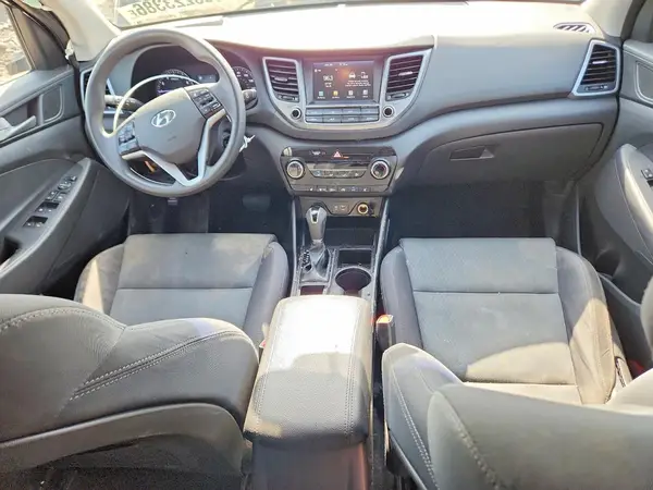 KM8J33A48JU793939 2018 HYUNDAI TUCSON - Image 8