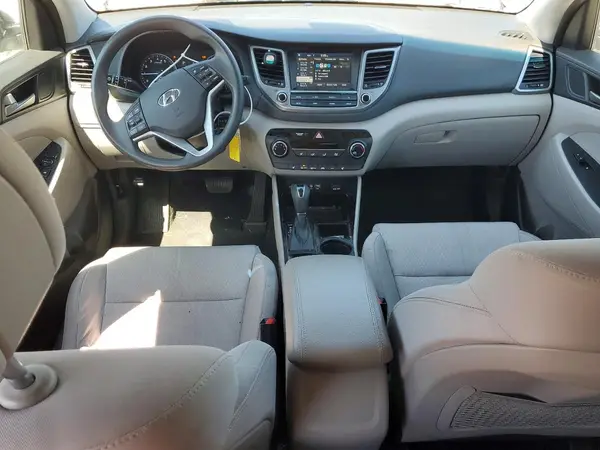 KM8J33A48JU800470 2018 HYUNDAI TUCSON - Image 8