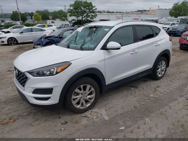 KM8J33A48KU066009 2019 HYUNDAI TUCSON - Image 2