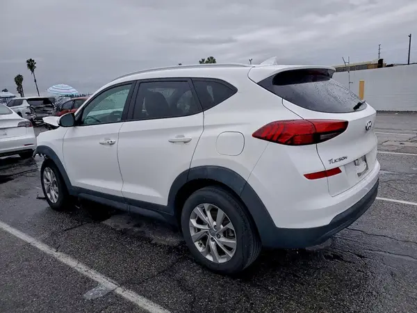 KM8J33A48KU885683 2019 HYUNDAI TUCSON - Image 2