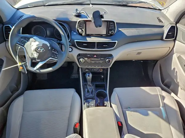 KM8J33A48KU885683 2019 HYUNDAI TUCSON - Image 8