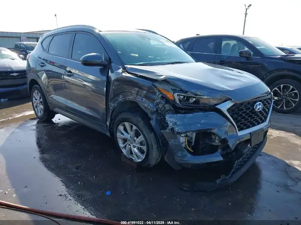 KM8J33A48KU895288 2019 HYUNDAI TUCSON - Image 1
