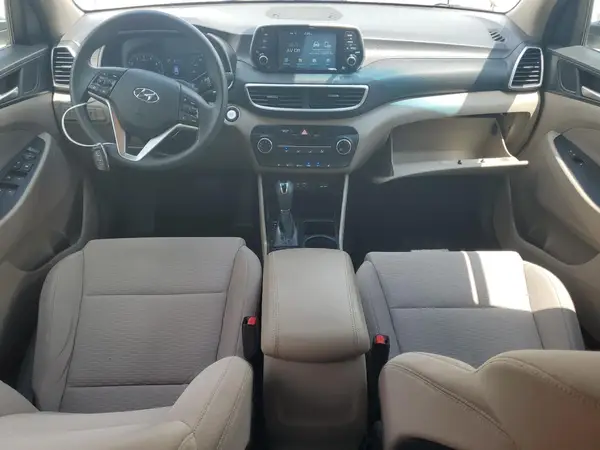 KM8J33A48KU910646 2019 HYUNDAI TUCSON - Image 8
