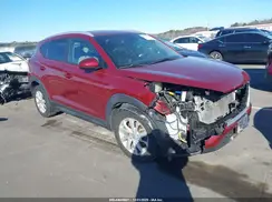 KM8J33A48KU965260 2019 HYUNDAI TUCSON