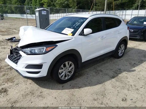 KM8J33A48KU986545 2019 HYUNDAI TUCSON - Image 2