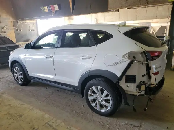 KM8J33A48LU111404 2020 HYUNDAI TUCSON - Image 2