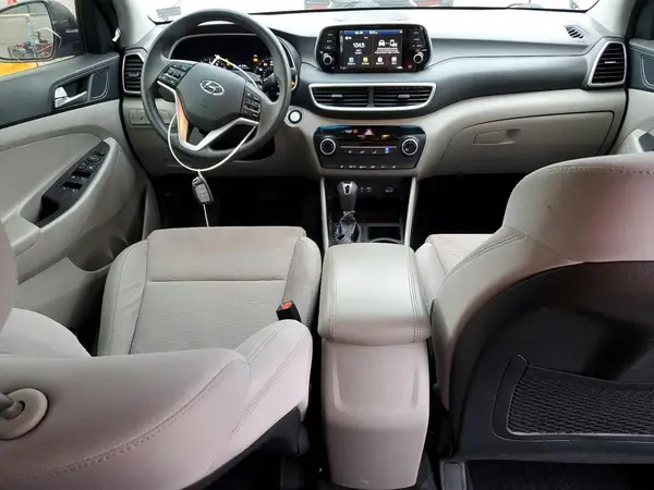 KM8J33A48LU136920 2020 HYUNDAI TUCSON - Image 8