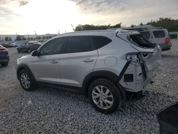 KM8J33A48LU184689 2020 HYUNDAI TUCSON - Image 2