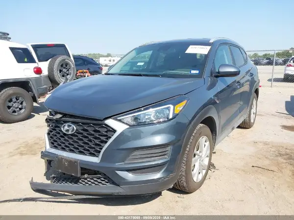 KM8J33A48MU323253 2021 HYUNDAI TUCSON - Image 2