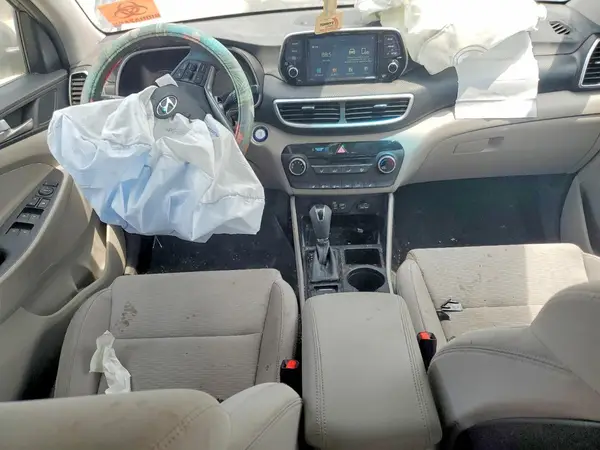KM8J33A48MU326055 2021 HYUNDAI TUCSON - Image 8