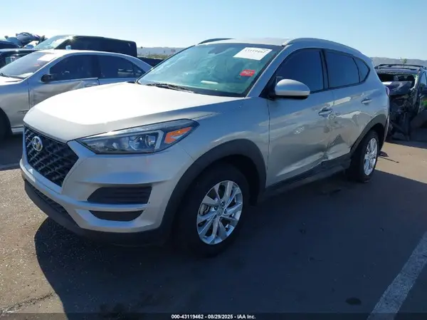 KM8J33A48MU329389 2021 HYUNDAI TUCSON - Image 2