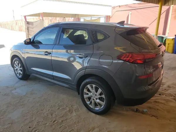 KM8J33A48MU398356 2021 HYUNDAI TUCSON - Image 2