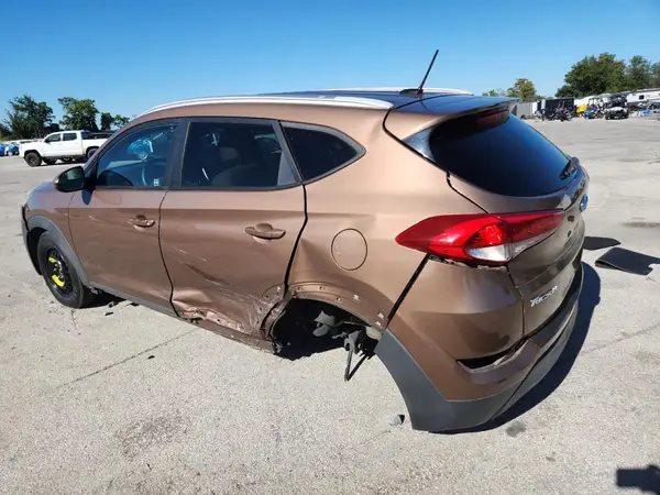 KM8J33A49GU033365 2016 HYUNDAI TUCSON - Image 2