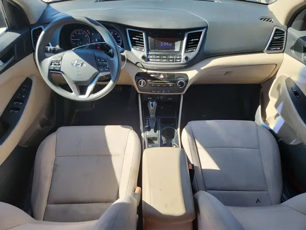 KM8J33A49GU033365 2016 HYUNDAI TUCSON - Image 8