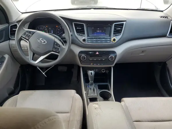 KM8J33A49GU091931 2016 HYUNDAI TUCSON - Image 8