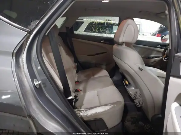 KM8J33A49GU097194 2016 HYUNDAI TUCSON - Image 8