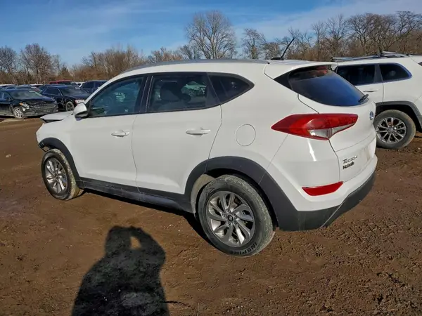 KM8J33A49GU122580 2016 HYUNDAI TUCSON - Image 2