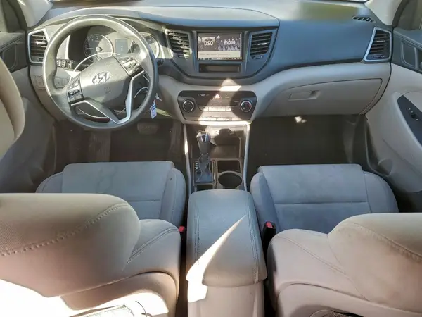 KM8J33A49GU122580 2016 HYUNDAI TUCSON - Image 8
