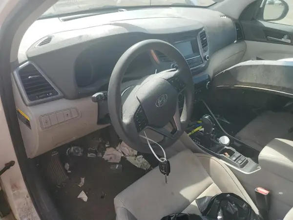 KM8J33A49GU134308 2016 HYUNDAI TUCSON - Image 8