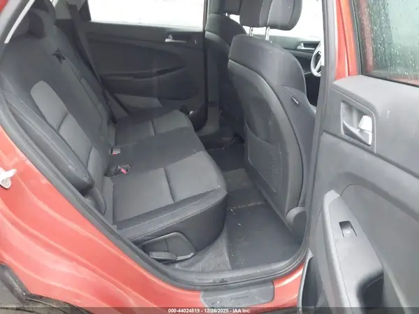 KM8J33A49GU181435 2016 HYUNDAI TUCSON - Image 8