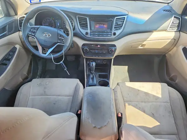 KM8J33A49GU197666 2016 HYUNDAI TUCSON - Image 8