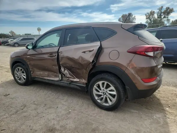 KM8J33A49GU198719 2016 HYUNDAI TUCSON - Image 2