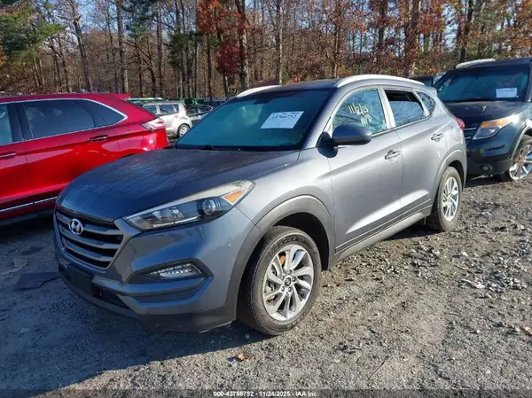 KM8J33A49GU202526 2016 HYUNDAI TUCSON - Image 2