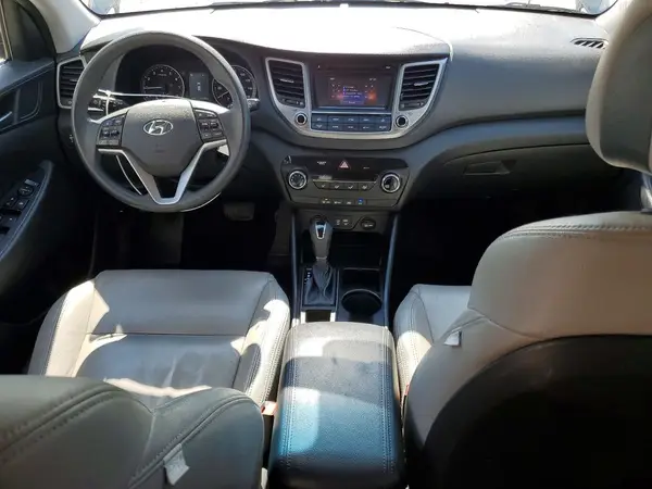 KM8J33A49GU202588 2016 HYUNDAI TUCSON - Image 8
