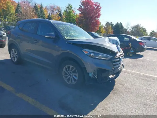 KM8J33A49GU238135 2016 HYUNDAI TUCSON - Image 1