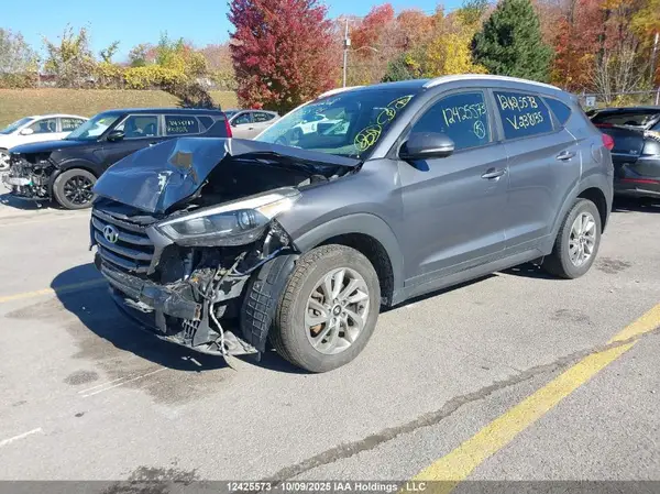 KM8J33A49GU238135 2016 HYUNDAI TUCSON - Image 2