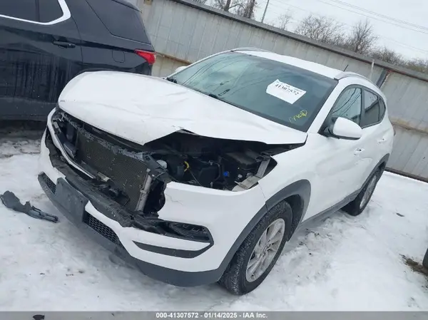 KM8J33A49GU252956 2016 HYUNDAI TUCSON - Image 2