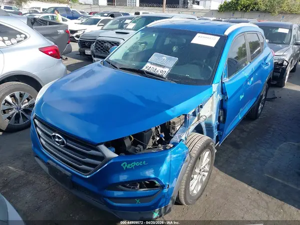 KM8J33A49HU264686 2017 HYUNDAI TUCSON - Image 2