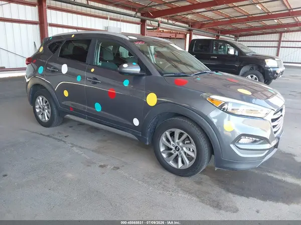 KM8J33A49HU265966 2017 HYUNDAI TUCSON - Image 1